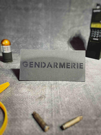 Gendarmerie (21x10) Gris